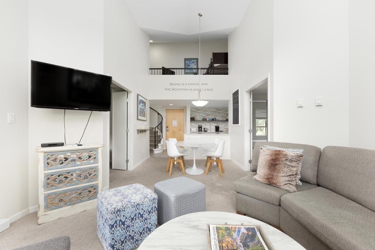 Tyndall Stone Lodge By Cozystay Signature Whistler Exteriér fotografie